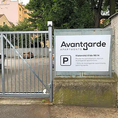 Avantgarde アパートホテル 4*