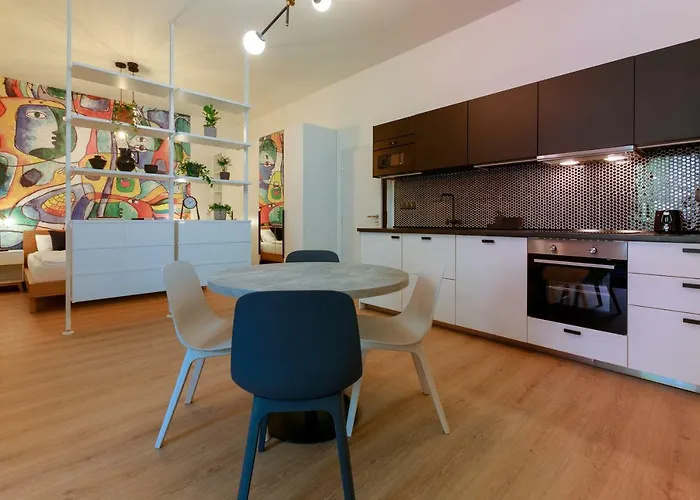Avantgarde Apart-hotel 4*