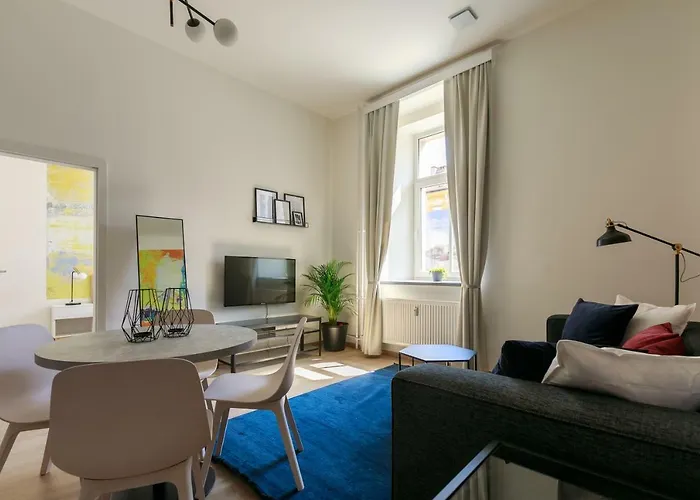 Avantgarde Aparthotel 4*